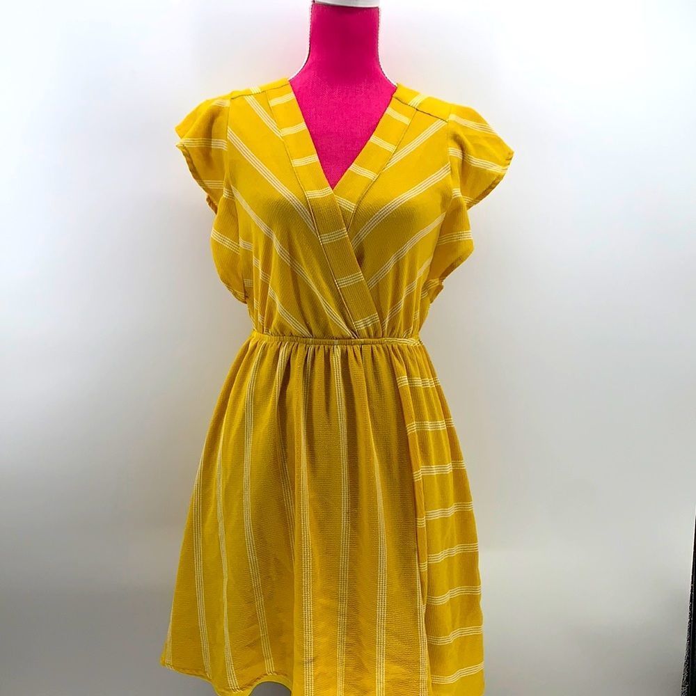 Monteau Women's Marigold Midi Ruffled Dress L